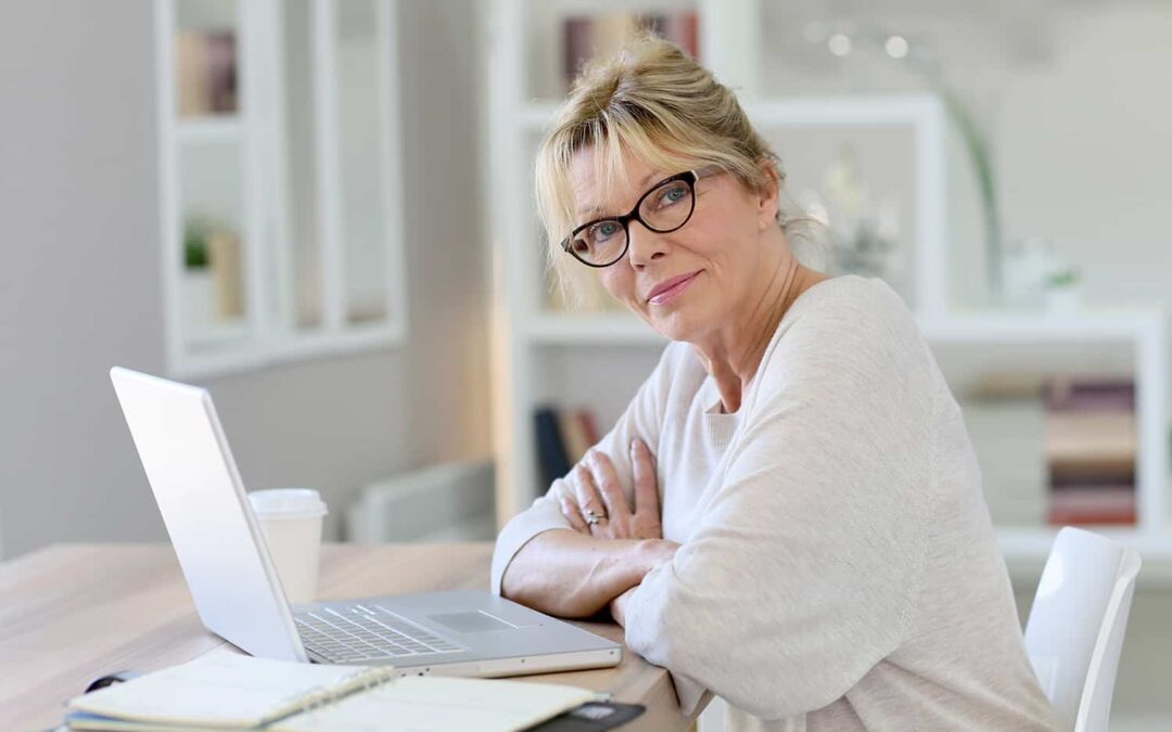 Independent Medicare broker helping a Blue Bell, Pennsylvania resident compare Medicare plans.